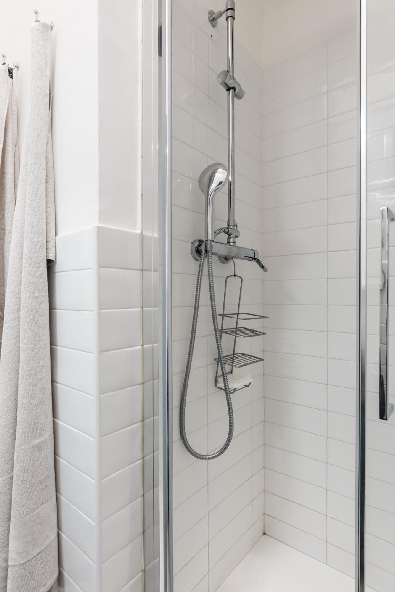 ג'נובה Acquario 5 Minuti, 1Br , Free A-C, Wifi & Netflix "City Center" By Tilo מראה חיצוני תמונה
